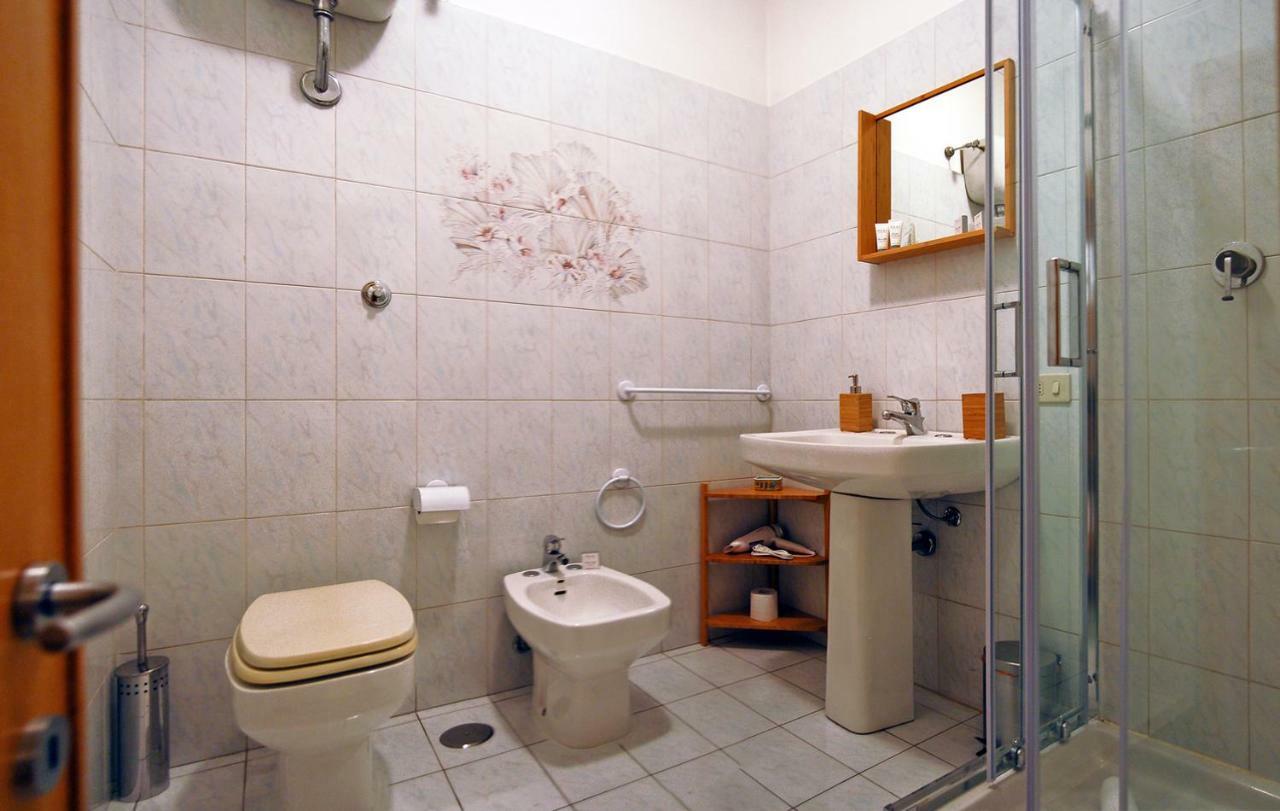 Elegant Apartment Via Veneto By Varental โรม ภายนอก รูปภาพ
